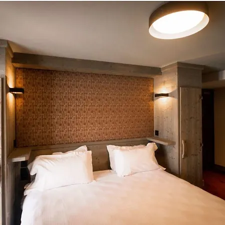 L'aigle Du Montana By Les Etincelles Hotel 4*
