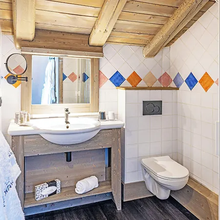 Hotel L'aigle Du Montana By Les Etincelles